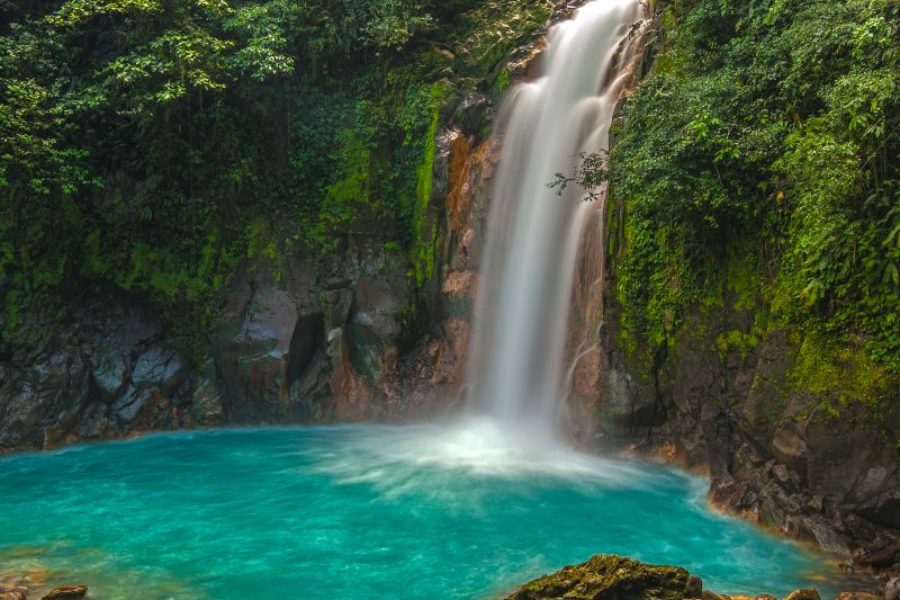 Atlantischer-Regenwald-Wasserfall-Naturerlebnis-Brasilien-GloboTur