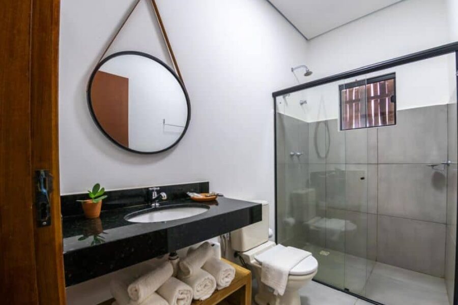 Chalé_do_Rio_Badezimmer_Santa_Rosa_Pantanal_Lodge_GloboTur