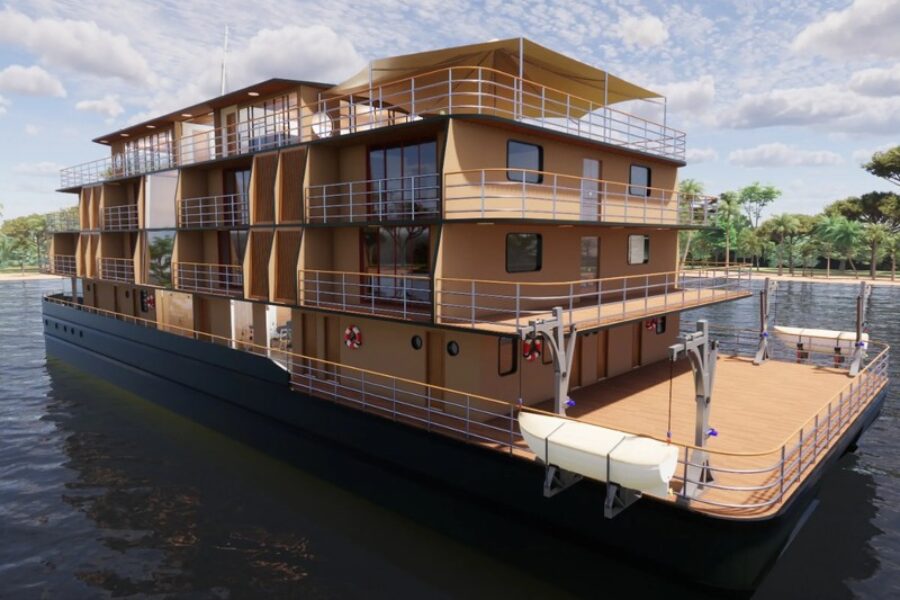 Seitenansicht der RV Brasilian Dream mit Kabinen und Sonnendeck auf dem Amazonas